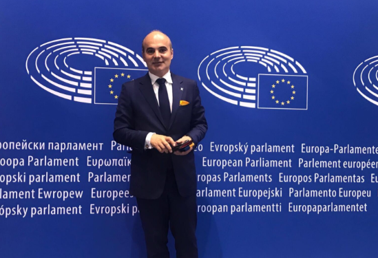 CINE MERITA VOTUL TAU? Rareș Bogdan,  candidat PNL la un nou mandat de europarlamentar, nu s-a omorât cu munca
