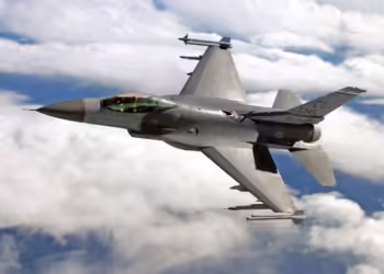 Avioanele F-16 şi bazele lor din afara Ucrainei vor deveni ţinte legitime pentru Rusia