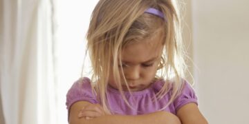 Există trăsături de caracter negative? Despre minciuna și încăpățânarea copiilor