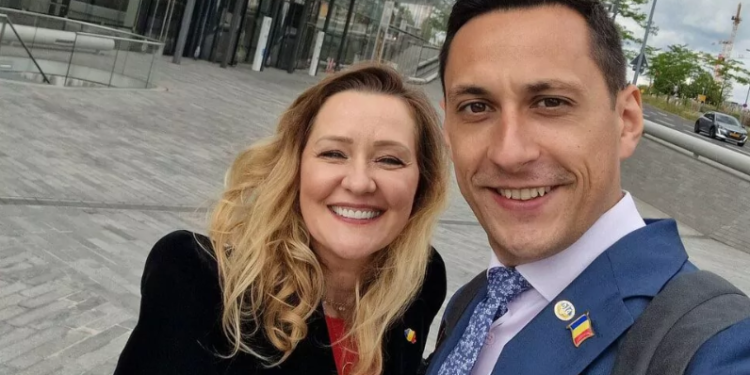 Vlad Gheorghe (DREPT): „Am discutat cu Elena Lasconi și USR despre formarea unei majorități de centru- dreapta”