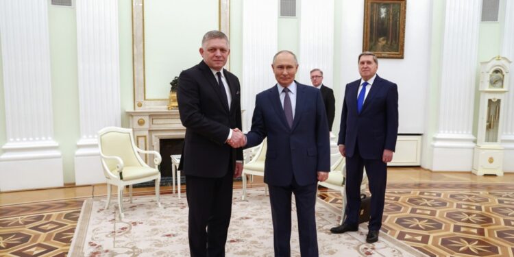 Robert Fico, noul prieten al lui Putin în inima Europei