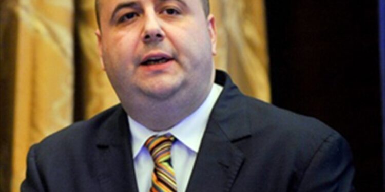 Călin Georgescu a fost coleg de studii de apărare cu șefii ORNISS, Curții de Conturi, Transgaz și ASF