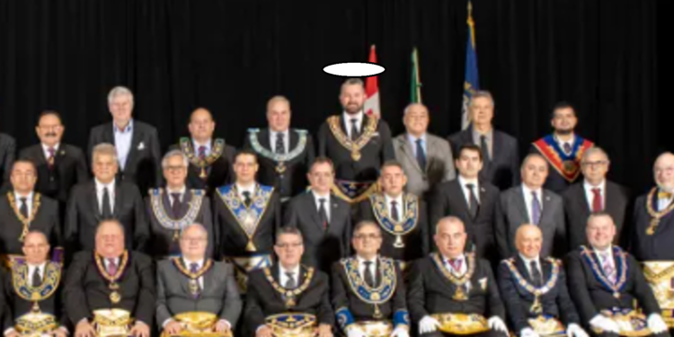 Dragoș Sprânceană, membru al Partidului Republican din SUA și al Clubului Mar-a-Lago, este mason