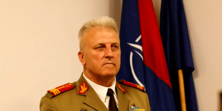 Noul comandant al CSA „Steaua” București l-a scăpat de o anchetă pe ofițerul de la Contrainformații, care îl supraveghea pe juristul- șef Talpan