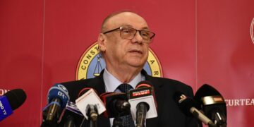 EXCLUSIV | Președintele CCR nu știe de ce Securitatea a întocmit un dosar de rețea pe numele său