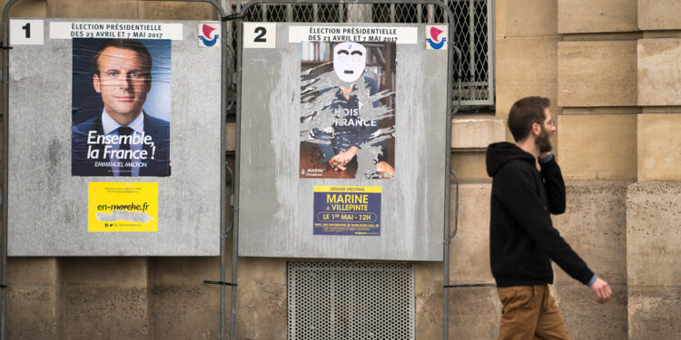 FRANȚA: Guvernul Bayrou riscă să pice la a noua moțiune. Ce viitor mai are macronismul și ce reașezări au loc pentru prezidențialele din 2027