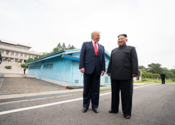 Trump merge în Asia. Sunt anunțate întrevederi cu Xi Jinping și Kim Jong-un
