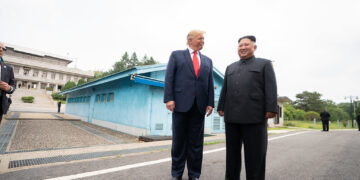Trump merge în Asia. Sunt anunțate întrevederi cu Xi Jinping și Kim Jong-un