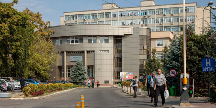 Soția unui fost consilier al lui George Maior este urmărită penal de DNA în dosarul de la Spitalul Militar Central
