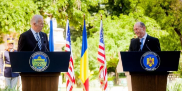 Fiul lui Joe Biden a negociat în România crearea unei companii cu chinezii de la CEFC. Aceștia voiau să cumpere „Rompetrol” de la KazMunaiGaz (ep.2)
