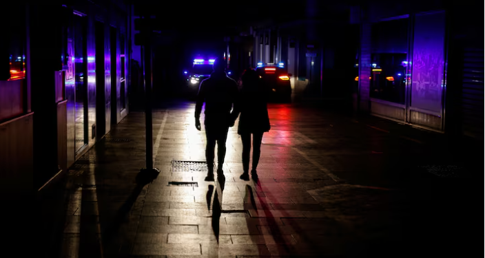 Pana majoră de curent din aprilie, din Peninsula Iberică, a fost cauzată de tensiunea excesivă în rețea, nu de un atac cibernetic