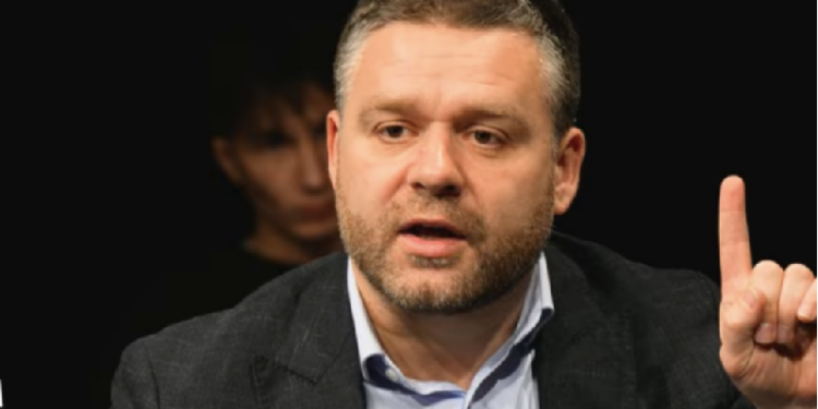 Ciucu: „Suntem doar doi candidați cu șanse”/ Băluță: Ce face Ciucu e „nedemocratic și ilegal”/ Pieleanu (Avangarde): „O stafie bântuie România, dar Bucureștiul nu a fost contaminat”