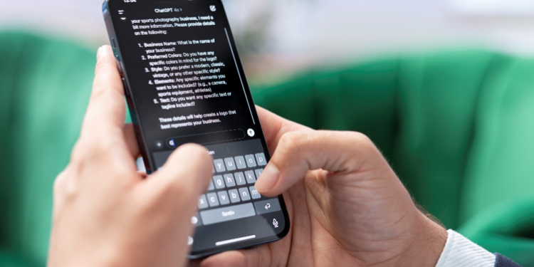 Interzicem tehnologia în procesul de educație? Despre cum un răspuns rapid poate fi cel mai periculos răspuns