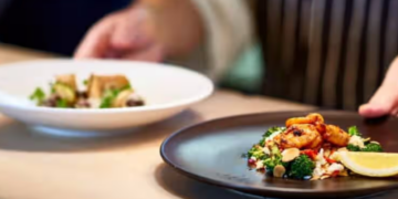 Cum își protejează, în realitate, un restaurant rețetele și meniul