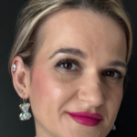 Dr. Oana Mocanu