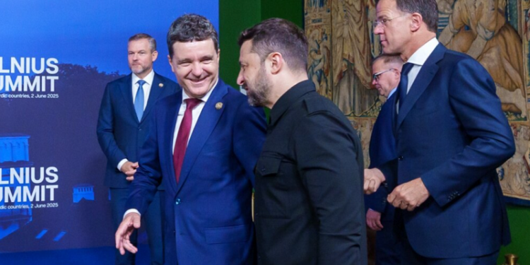 Ucraina a devenit indispensabilă NATO. Își permite Alianța Nord-Atlantică să abandoneze partenerul strategic al României în zona gri?