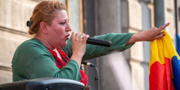 Parlamentul European i-a ridicat imunitatea Dianei Șoșoacă. Ea va fi urmărită penal pentru antisemitism, legionarism și amenințări la adresa polițiștilor