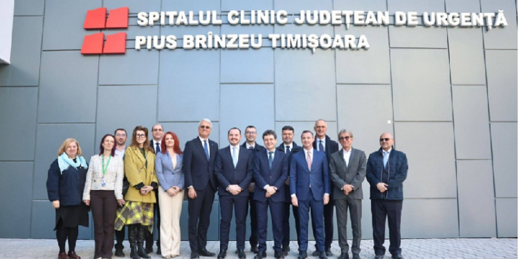 Nicușor Dan a fost la Centrul de Mari Arși din Timișoara. De ce a vizitat președintele doar clădirea, nu spitalul propriu-zis
