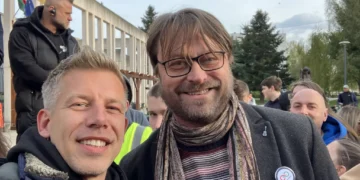 Peter Magyar (Tisza) și István Kátai (RMEP)