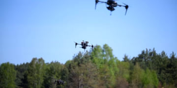 Rheinmetall intră în producția de rachete de croazieră și construiește un scut anti-dronă cu Deutsche Telekom