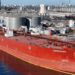 Nava „Safeen Elona” transporta țiței kazah pentru Petromidia. Ea nu apare pe lista de sancțiuni ale UE împotriva Rusiei. Ucraina a inclus-o în flota-fantomă a Moscovei