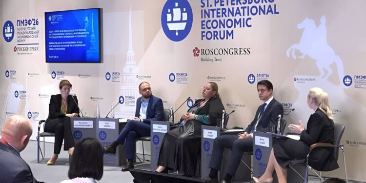 Cozile de topor ale Rusiei în Europa de Est au urcat pe aceeași scenă. Diana Șoșoacă și Marina Tauber, la Forumul Economic de la Sankt Petersburg